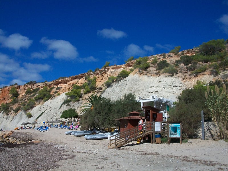 Malá pláž Cala d'Hort