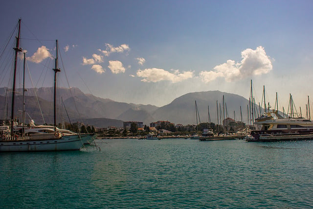 Pohľad na prístav v Čiernej Hore