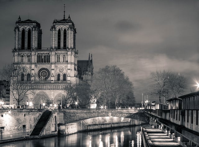Gotická katedrála Notre Dame