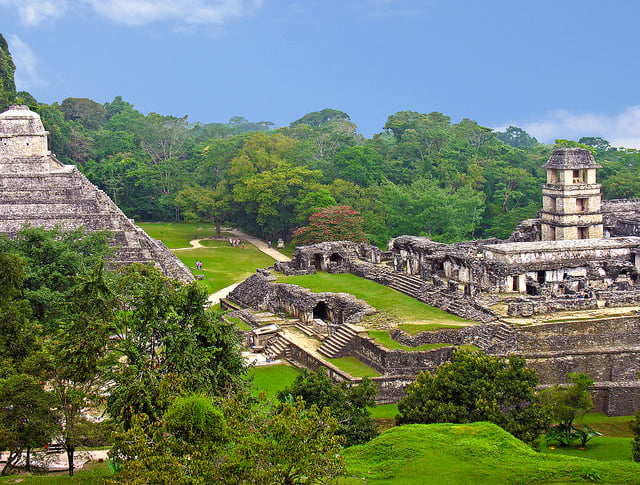archeologická lokalita Palenque v Mexiku