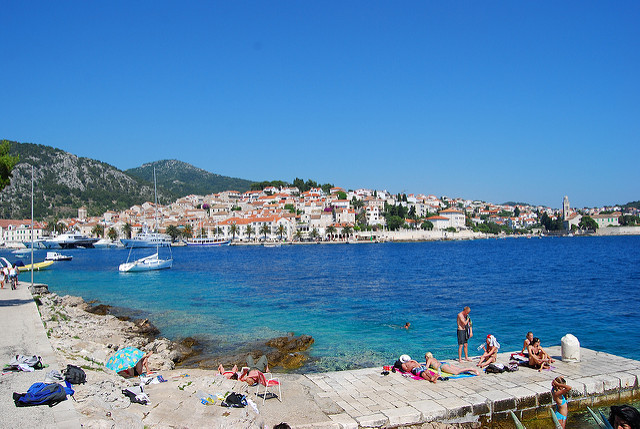 Chorvátsky ostrov Hvar v strednej časti Jadranského mora