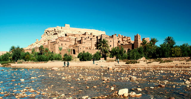 Pohľad na starú dedinu na púšti Sahara