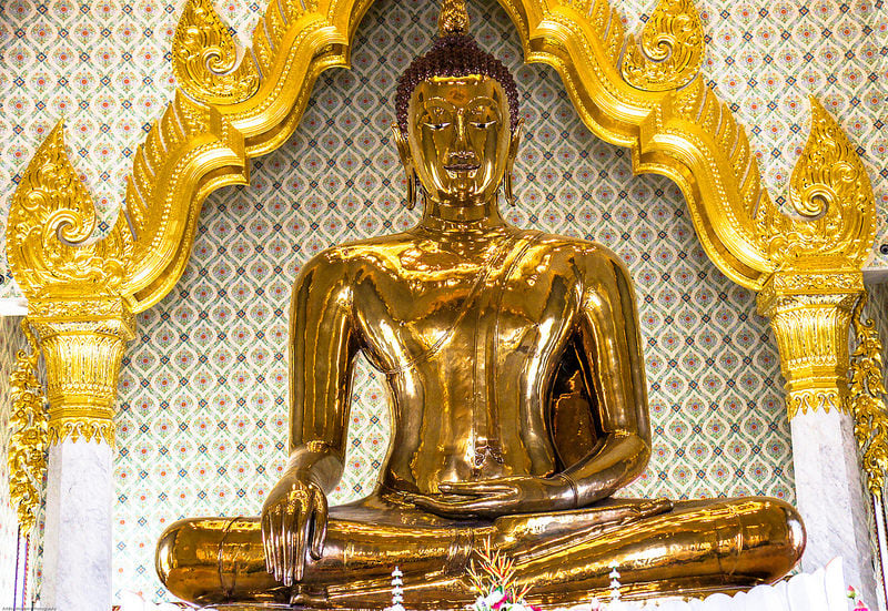 Socha Zlatého Budhu v chráme Wat Traimit