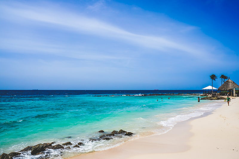 Holandské Antily sú známe krásnymi plážami s tyrkysovým morom