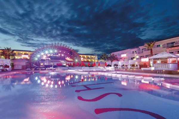 Ushuaia Ibiza Beach Hotel - Club & Tower - Adult Only