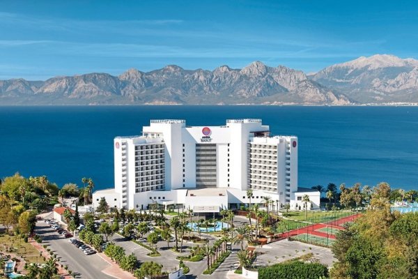 Akra Hotel & Akra V Hotel