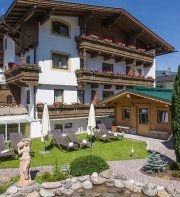 Hotel Alpina