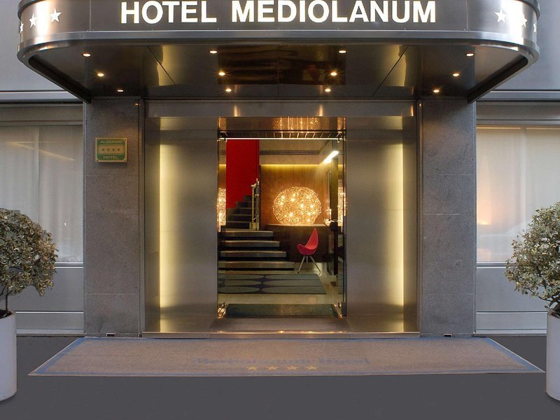 Mediolanum Mailand recenzie
