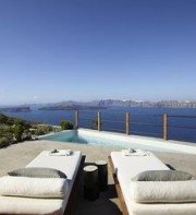 Melidonia Suites