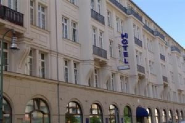 Garner Hotel Berlin  Checkpoint Charlie