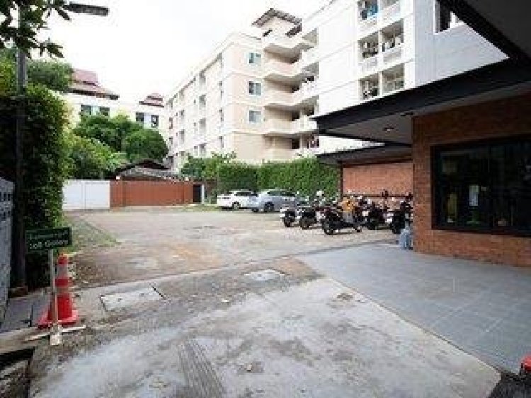 The 168 Gallery Residence and Hotel