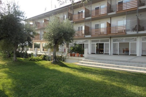 Elaia Garden