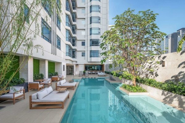 Double Tree By Hilton Bangkok Ploenchit