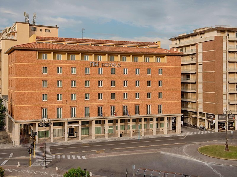 NH Pisa recenzie