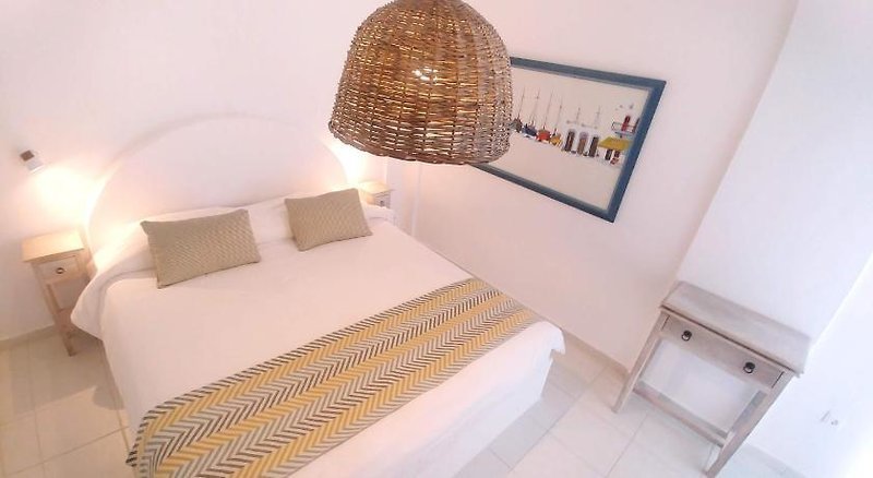 Nauma Paros
