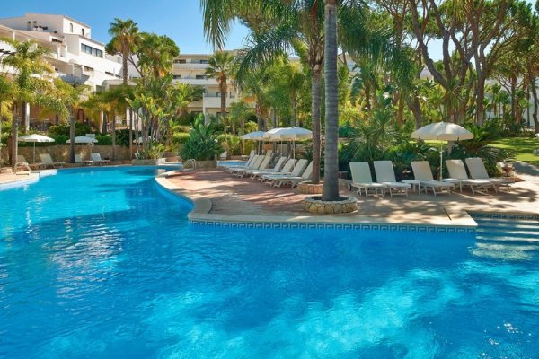 Ria Park Garden Hotel