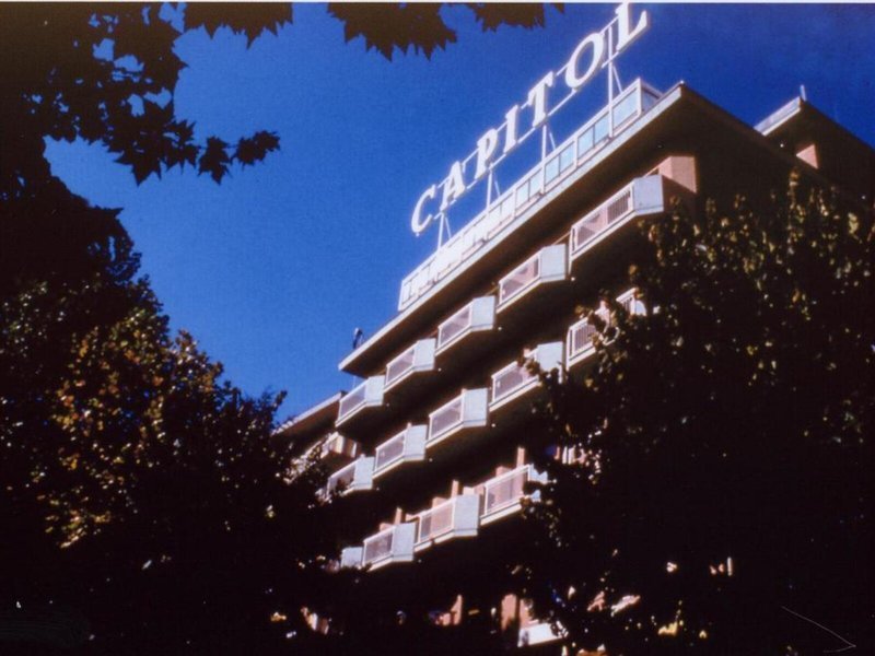 Grand Hotel Capitol recenzie