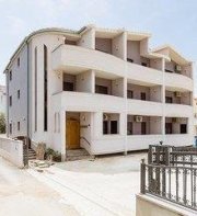 Apartments Mara