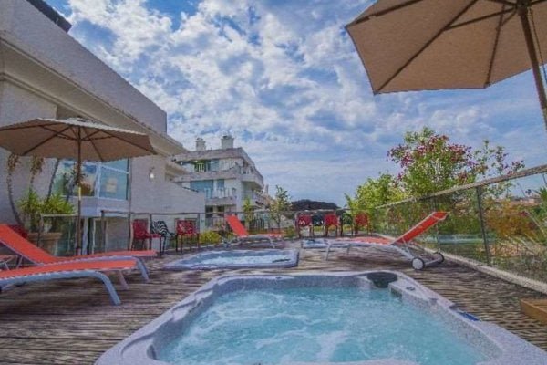ExcelSuites Residence