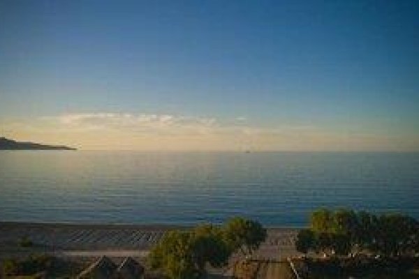 Odos Oneiron Tavronitis Bay