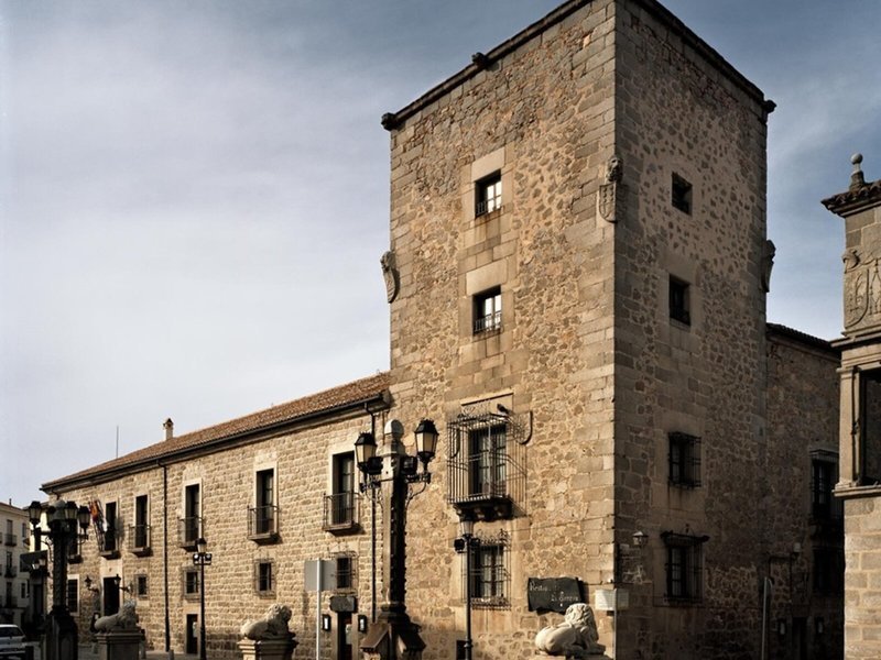 Palacio de los Velada recenzie