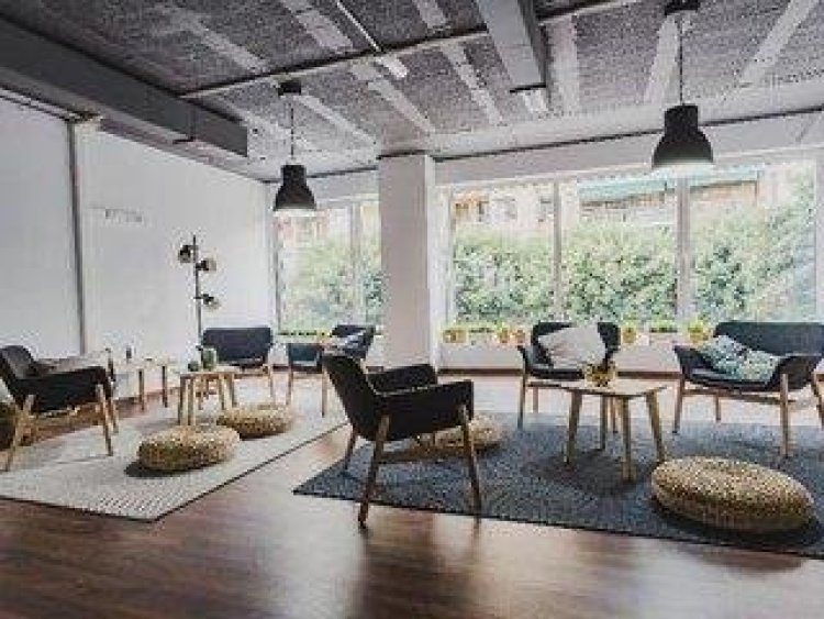 HQ Rooms