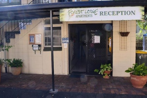 Forest Lodge Apartments