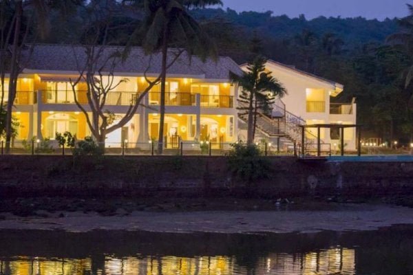 Acron Waterfront Resort