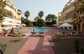 Nicholas Color Hotel recenzie