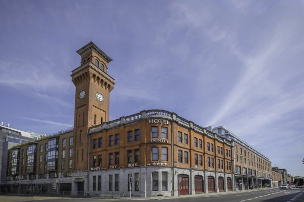 Trinity City Hotel