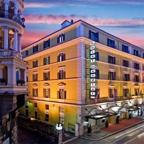 Hotel Mondial recenzie