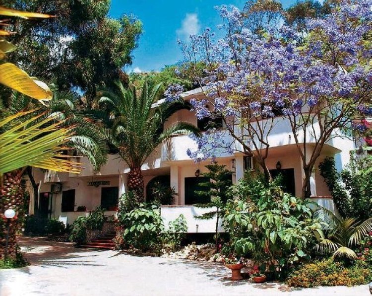 Hotel Villaggio Eden