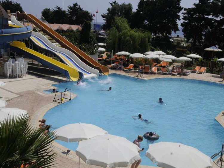 Klas Hotel