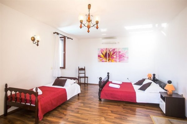 Holiday Home Mia