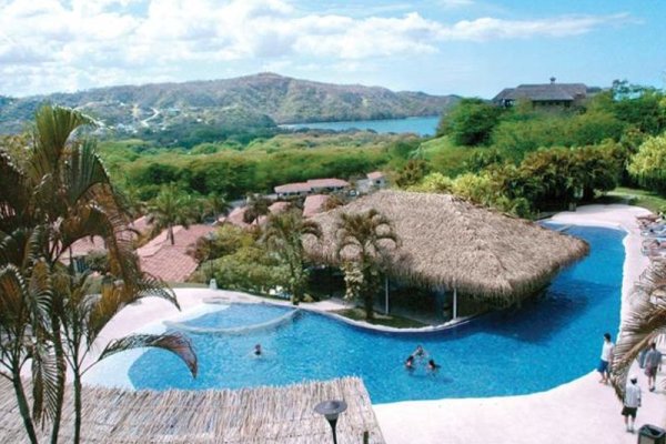 Villas Sol & Beach Resort