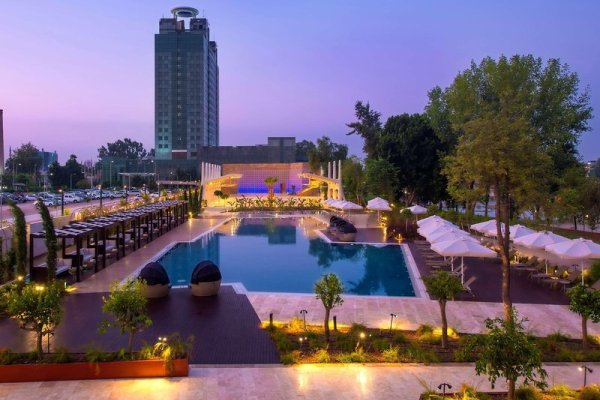 Adana Hilton SA