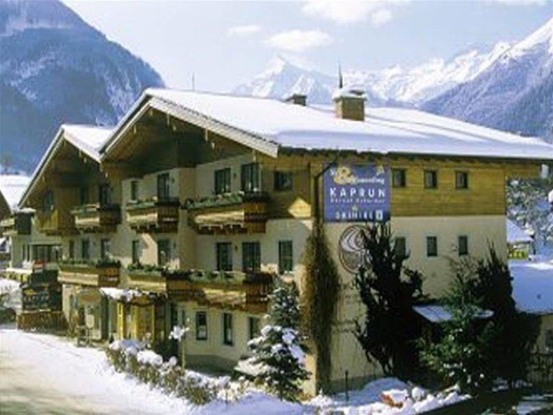 PEOPLE’S  HOTEL
