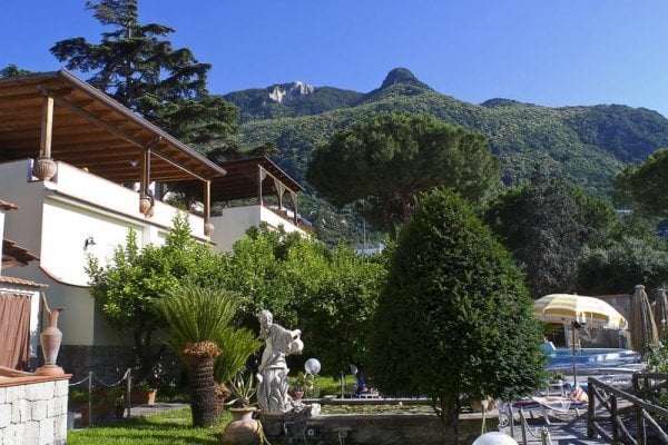 La Pergola Hotel Terme & Villa Flavio
