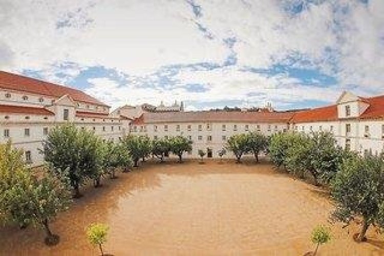 Montebelo Mosteiro de Alcobaca Historic Hotel