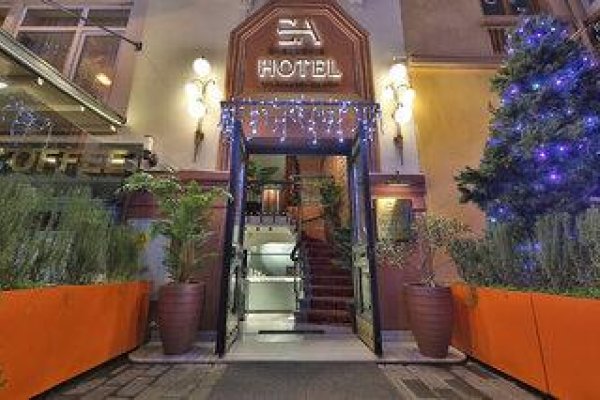 Ea Exclusive Hotel