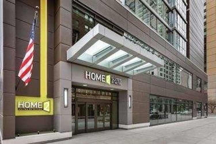 Home2 Suites by Hilton Chicago River North
