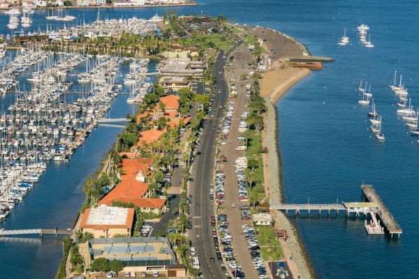 Best Western Plus Island Palms Hotel & Marina
