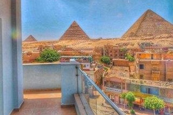 Mamlouk Pyramids Hotel