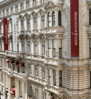 Hotel Rathauspark Wien  Handwritten Collection