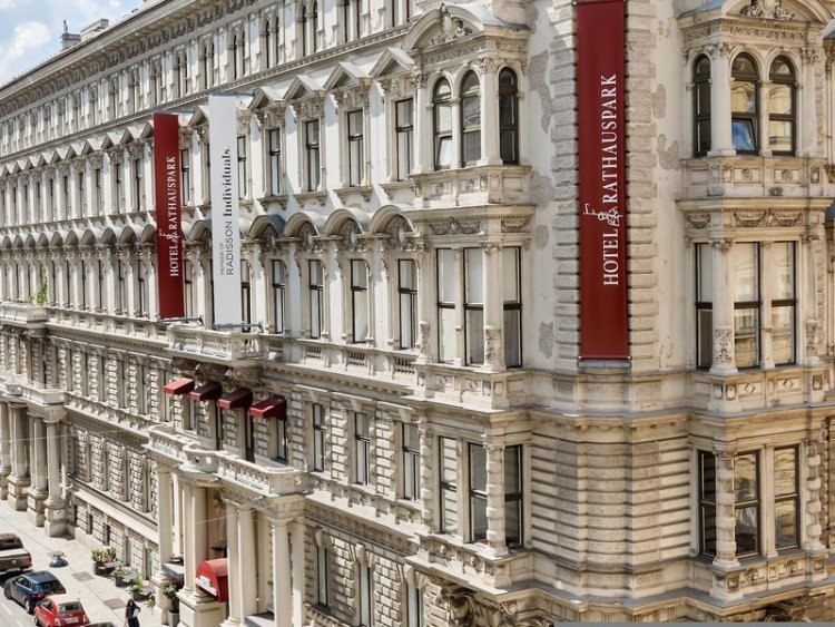 Hotel Rathauspark Wien  Handwritten Collection