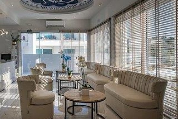 Mer Bleu Beach Hotel