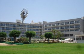 Pernera Beach Hotel recenzie