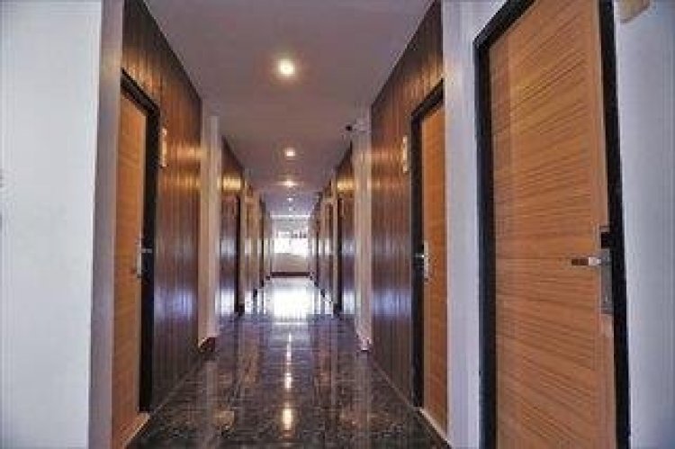 7 House