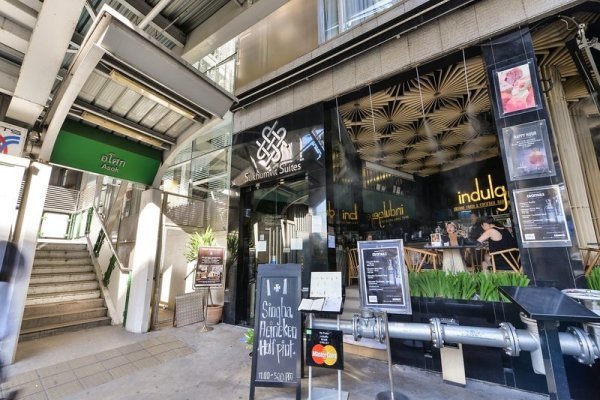 S Sukhumvit Suites Hotel