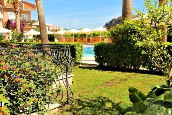 Villa Dolunay Apart Hotel